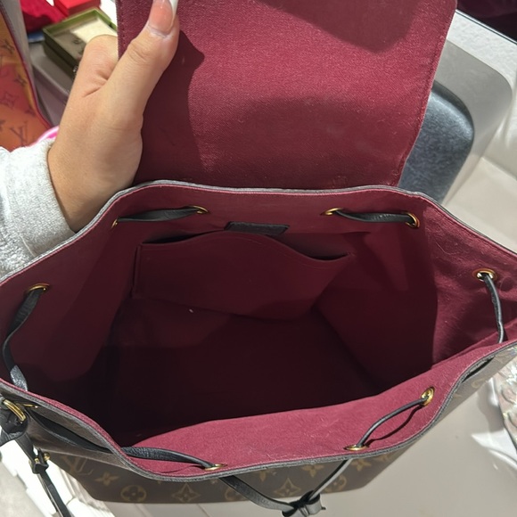 LV Backpack - Picture 5 of 8